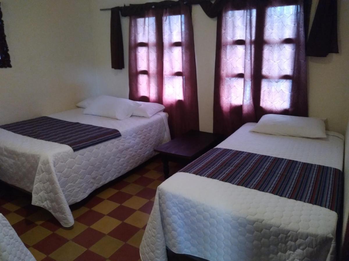 Hotel Acatenango Inn Antigua Exterior foto
